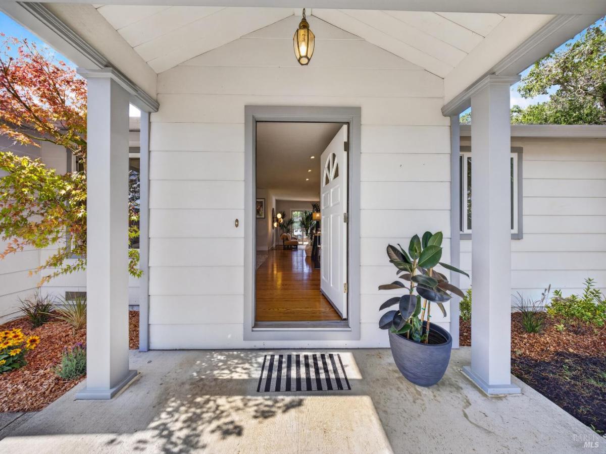 MLS #326075461 image #0