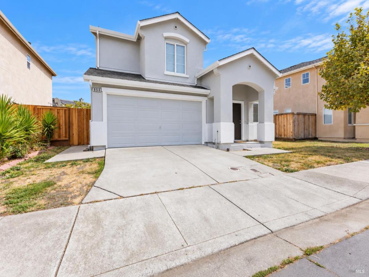 MLS #326076383 image #0