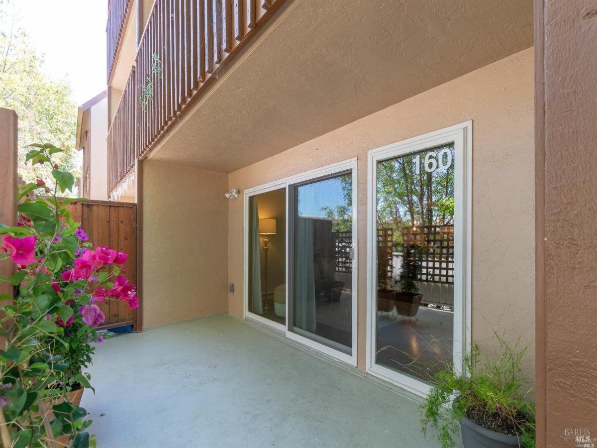 MLS #326076763 image #0