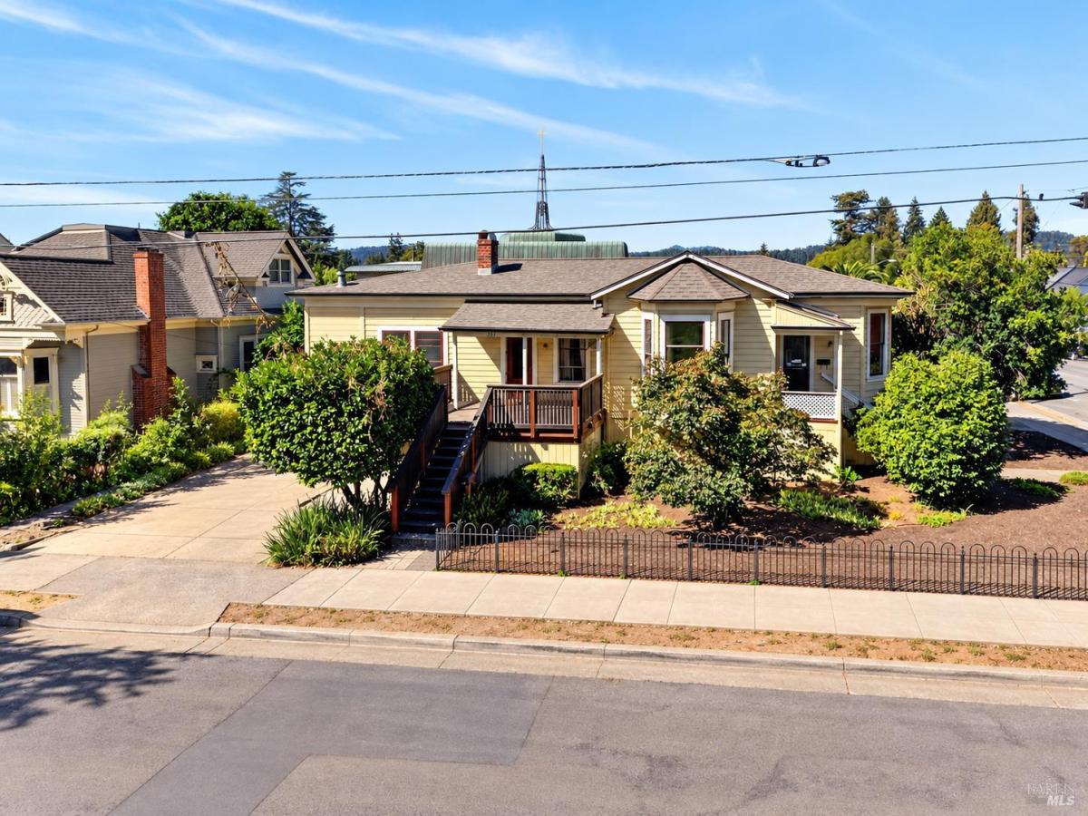 MLS #326076960 image #0