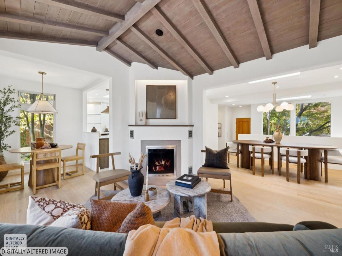 MLS #326076996 image #0