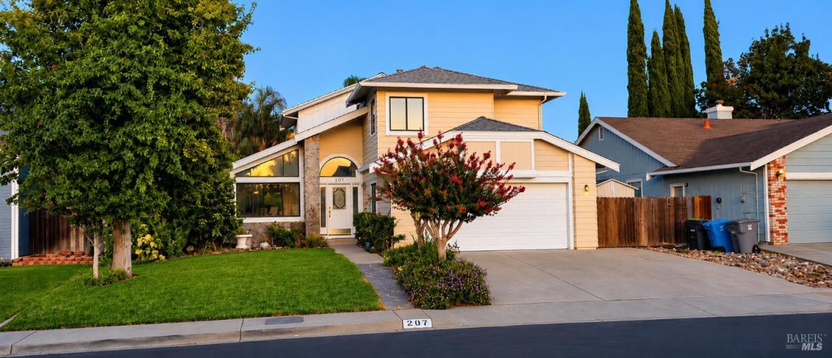 MLS #326077133 image #0
