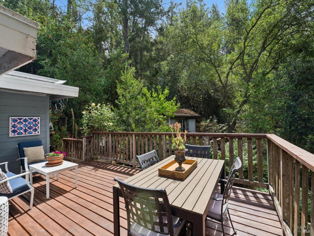 MLS #326077143 image #0