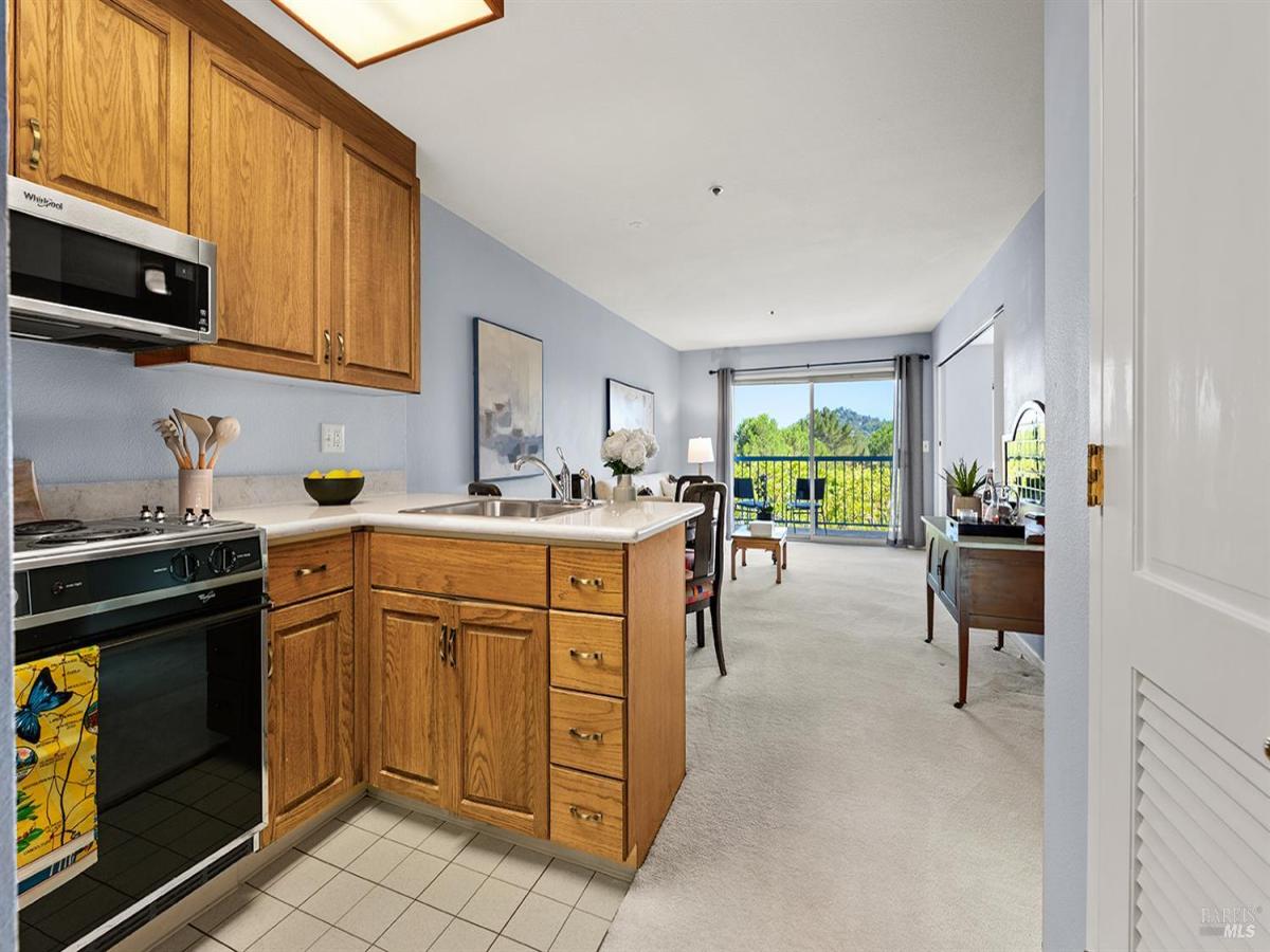 MLS #326077578 image #0