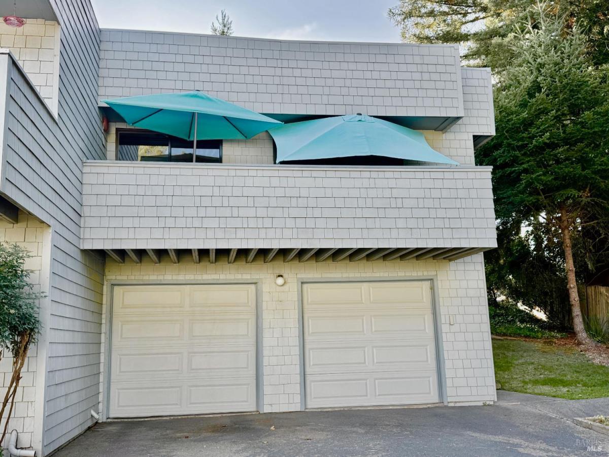 MLS #326078546 image #0