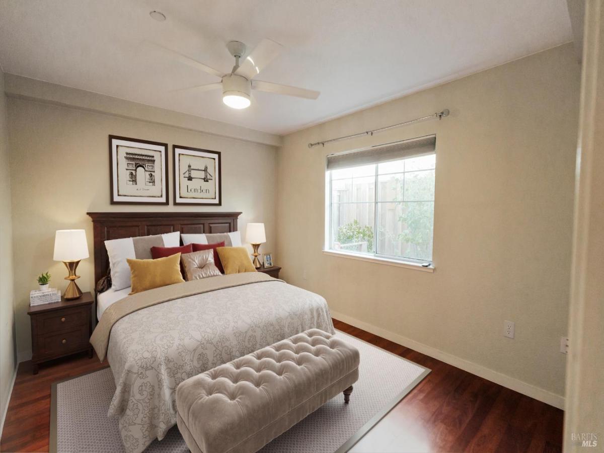 MLS #326078966 image #0