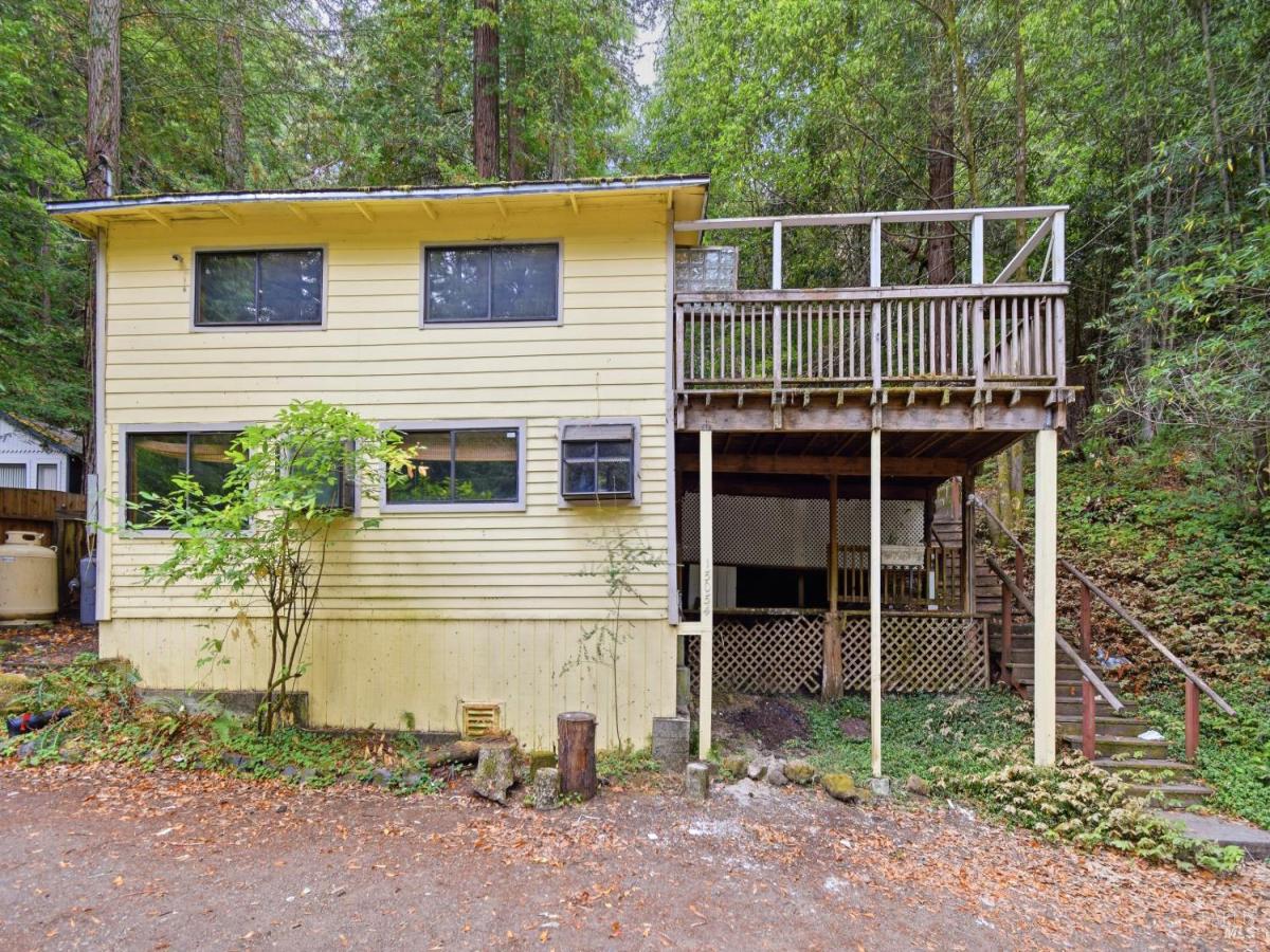 MLS #326079488 image #0