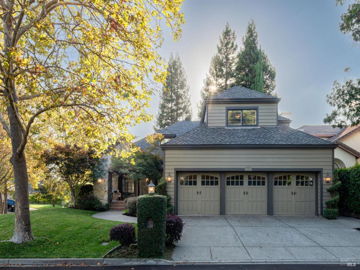MLS #326080195 image #0