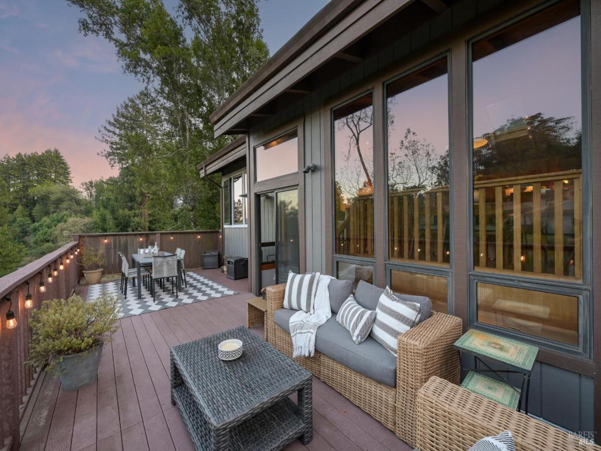 MLS #326080199 image #0