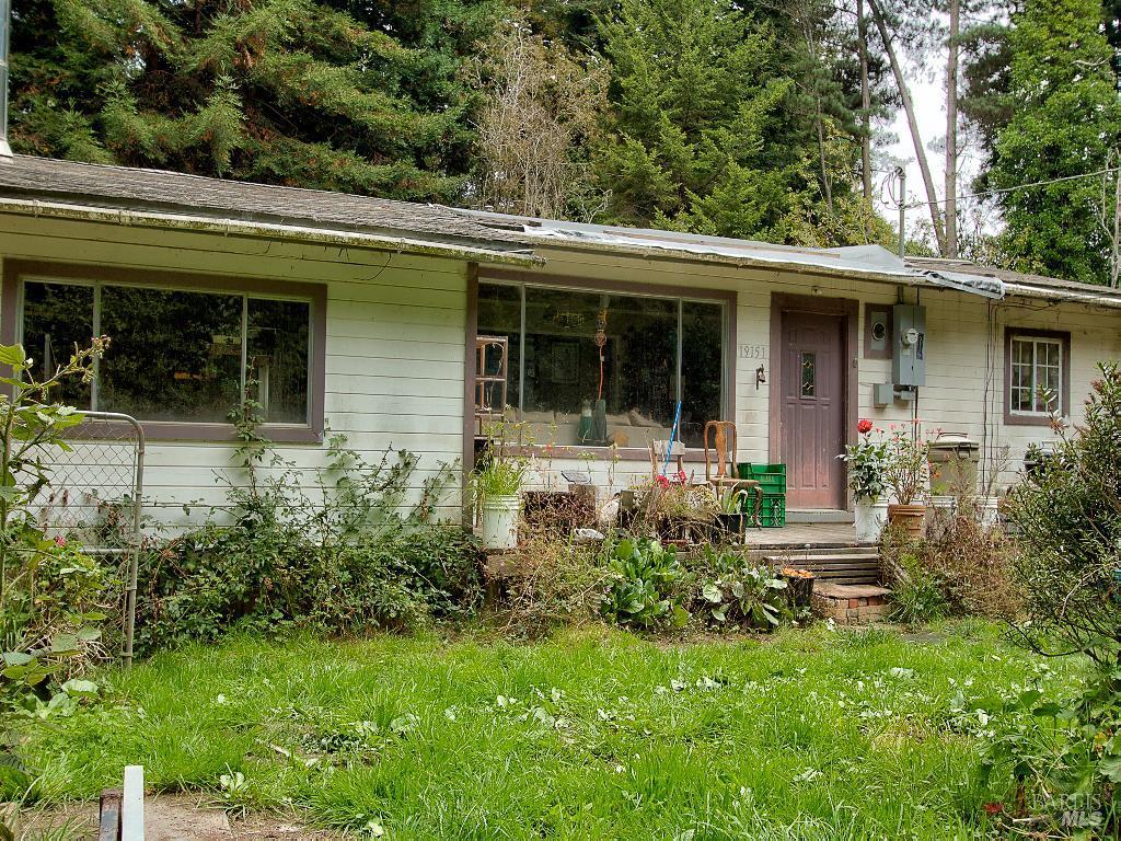 MLS #326080469 image #0