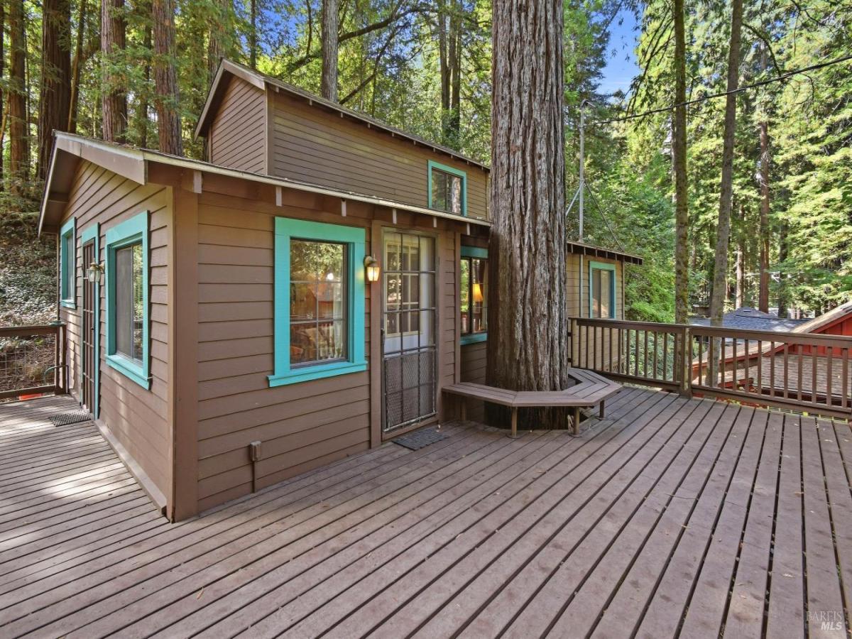 MLS #326080472 image #0
