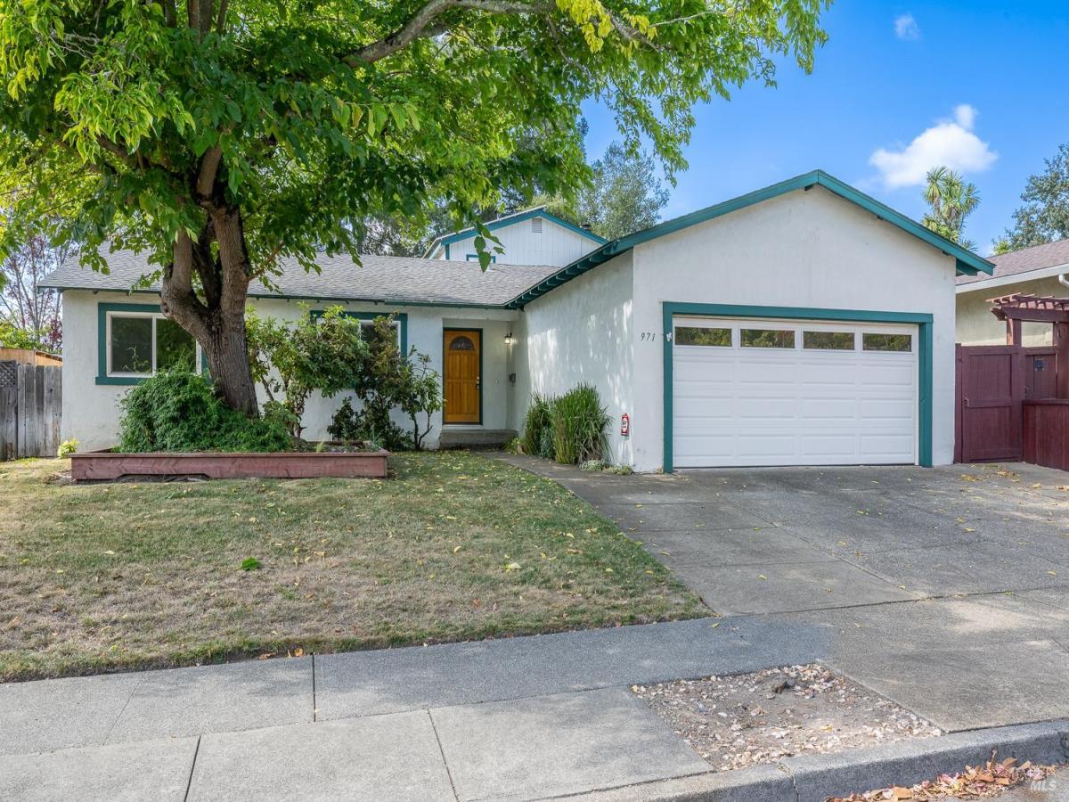 MLS #326080889 image #0
