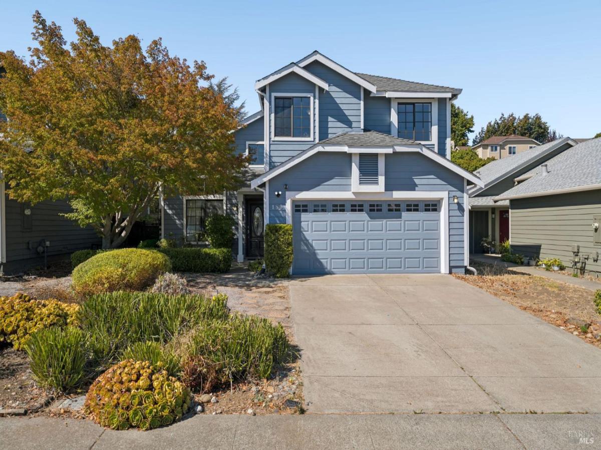 MLS #326081116 image #0