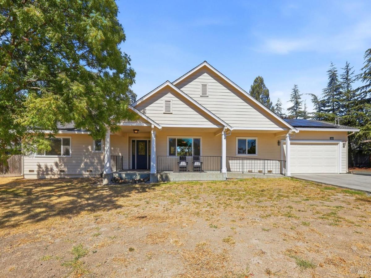 MLS #326081471 image #0