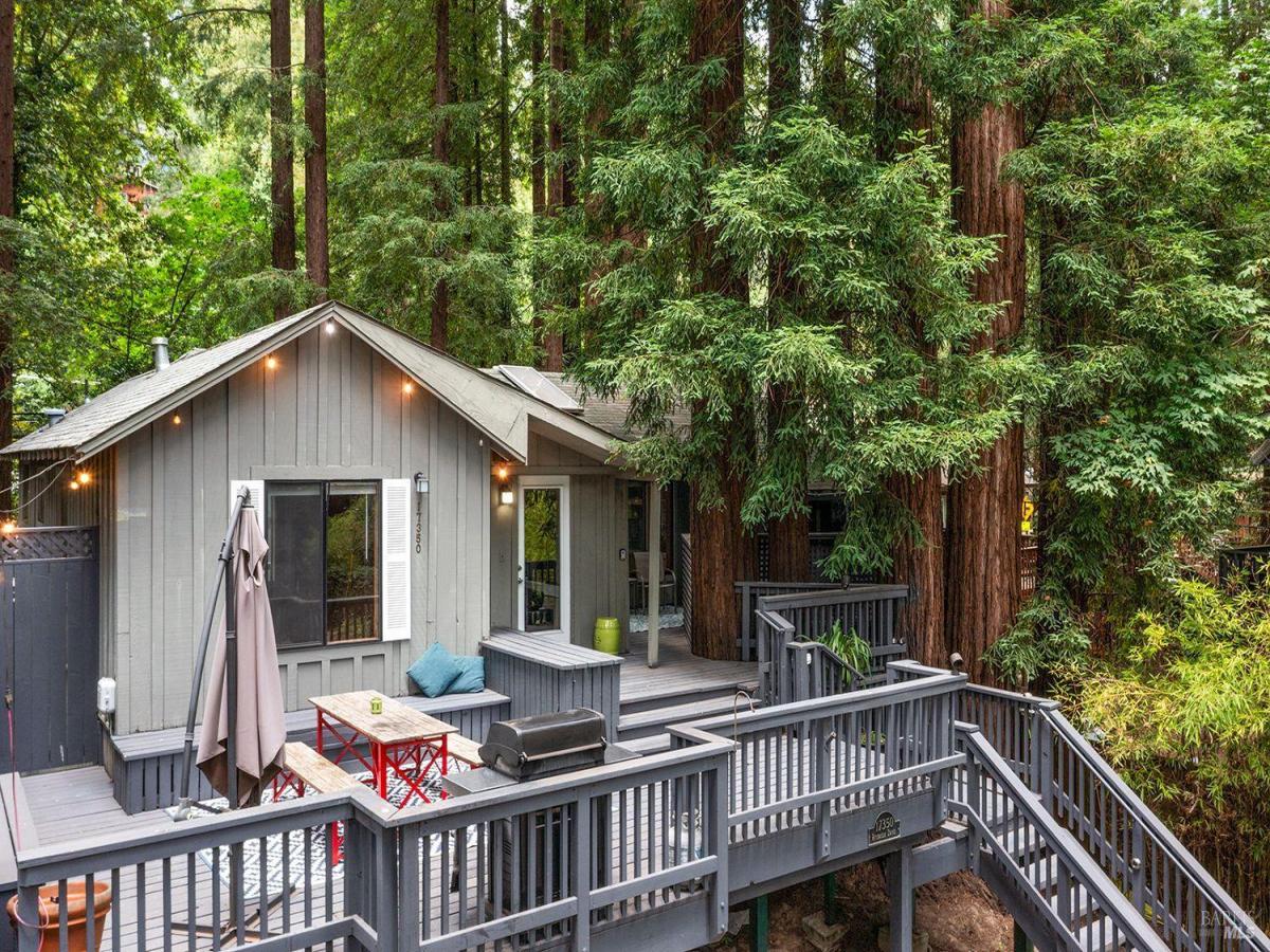 MLS #326081639 image #0