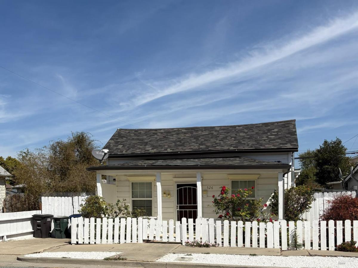 MLS #326081716 image #0