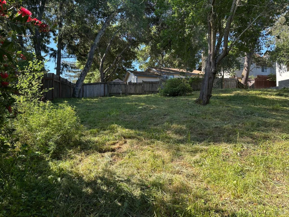 MLS #326082442 image #0