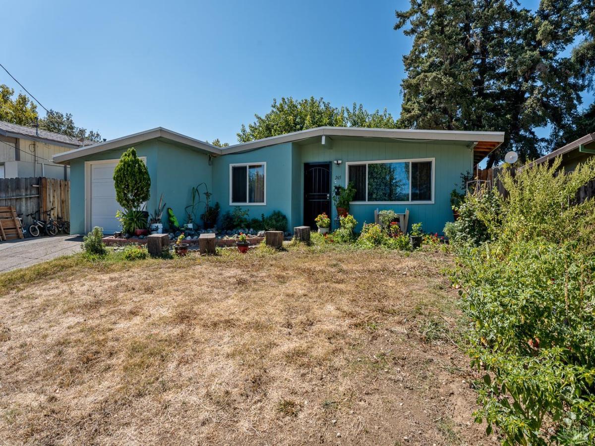 MLS #326082583 image #0