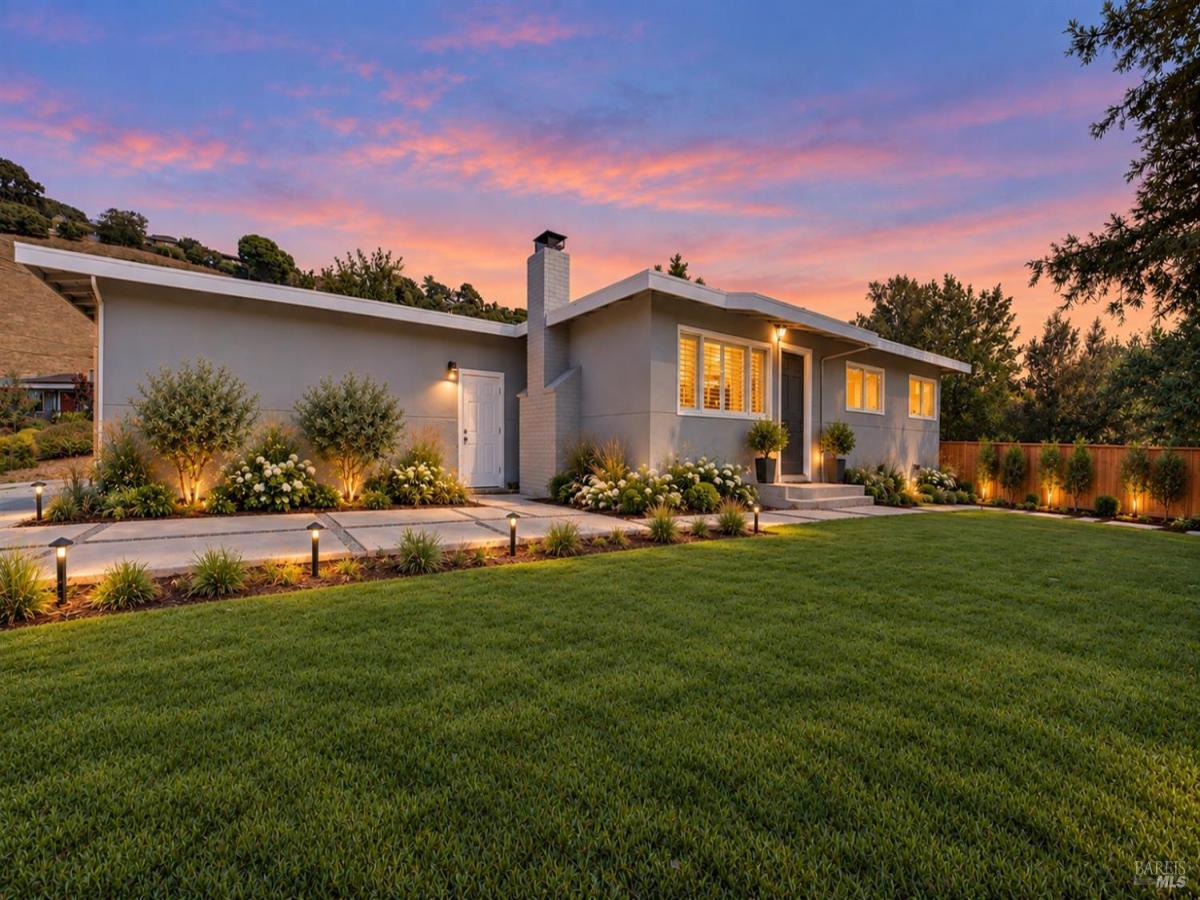 MLS #326082647 image #0