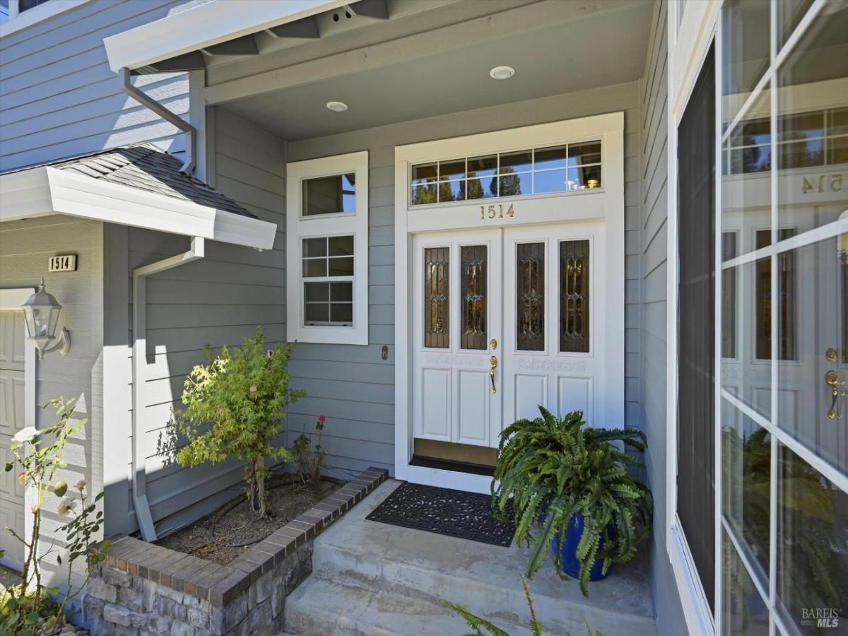 MLS #326082709 image #0