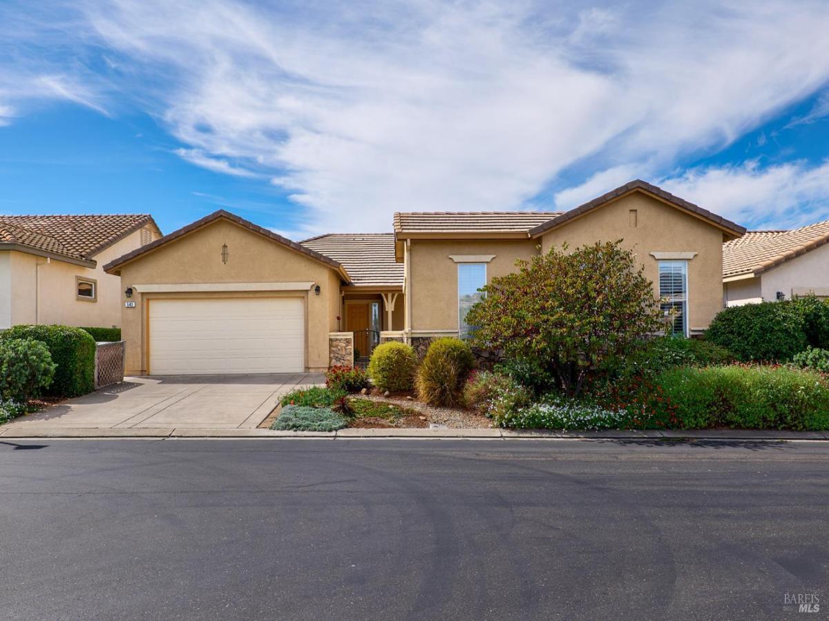 MLS #326083457 image #0