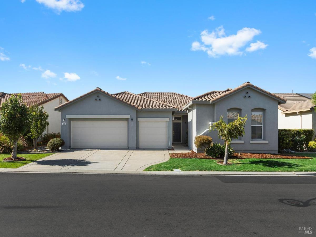 MLS #326084086 image #0