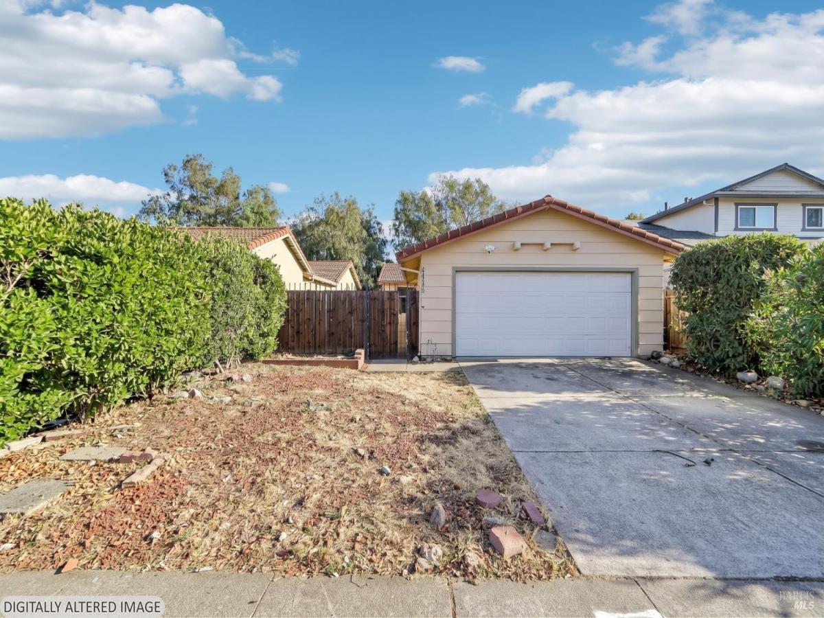MLS #326084759 image #0