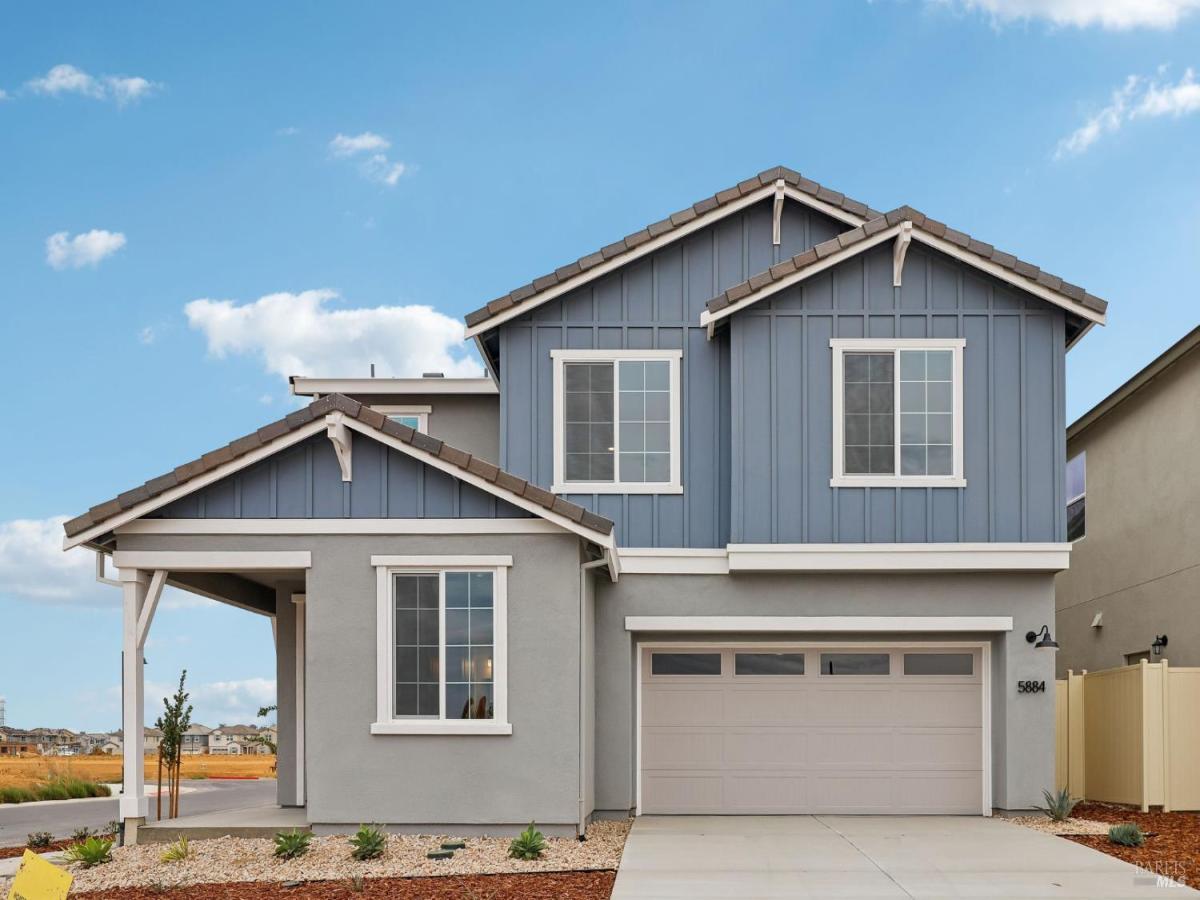 MLS #326085351 image #0
