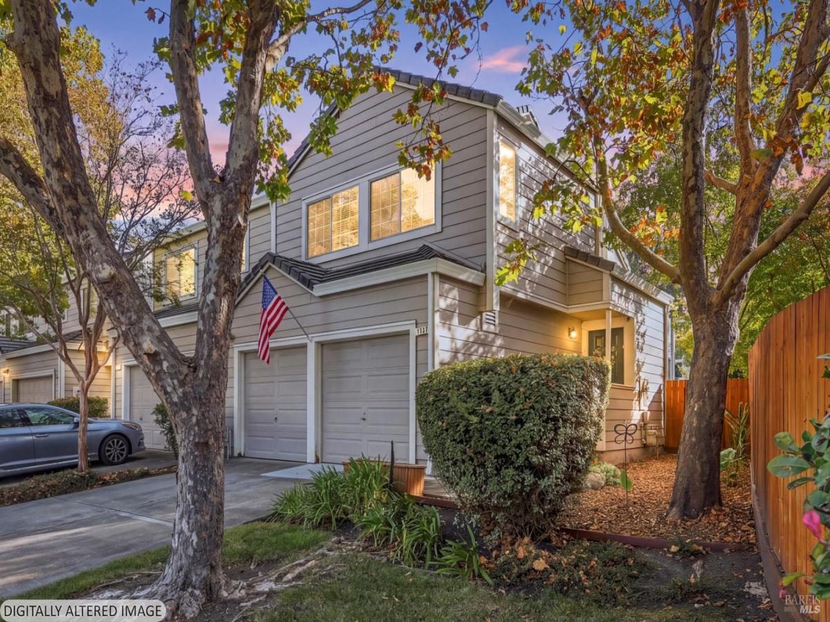 MLS #326086360 image #0