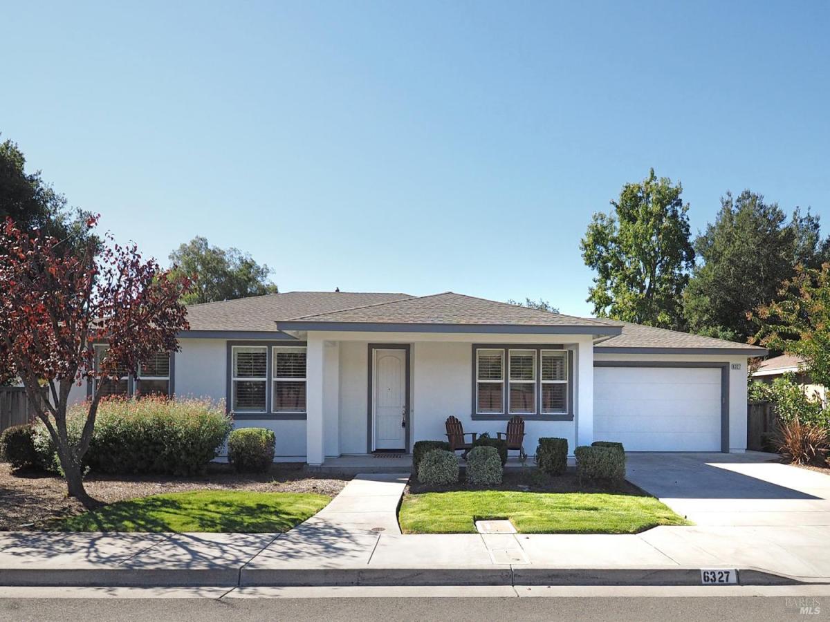 MLS #326086738 image #0