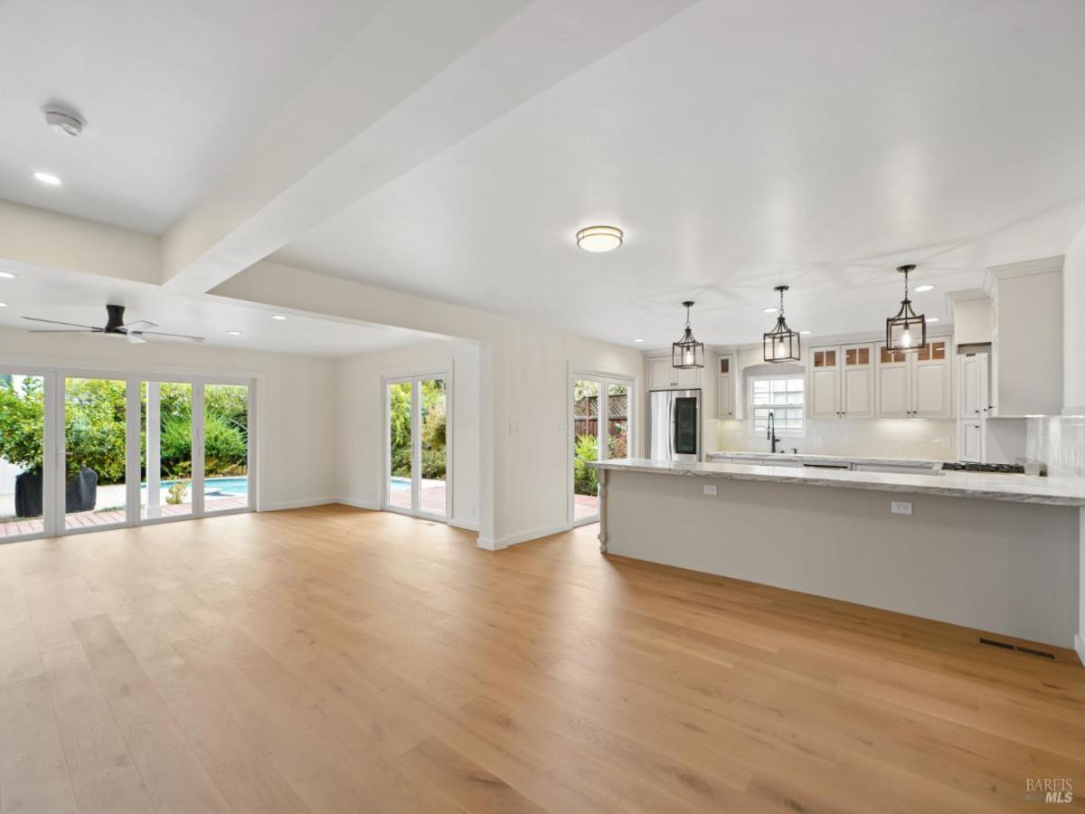 MLS #326089195 image #0