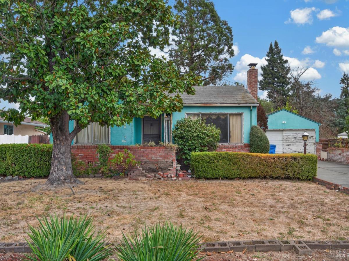 MLS #326089594 image #0