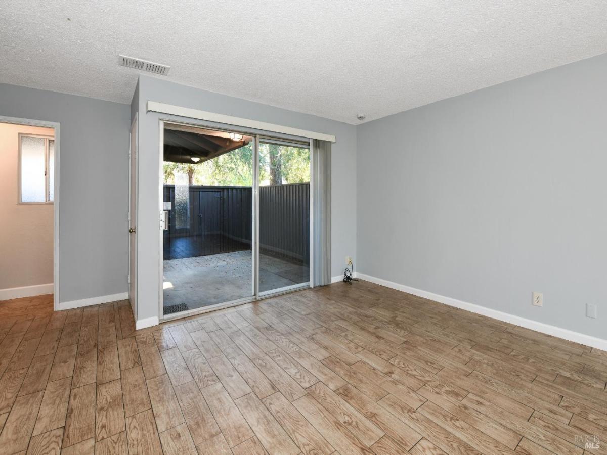 MLS #326089887 image #0