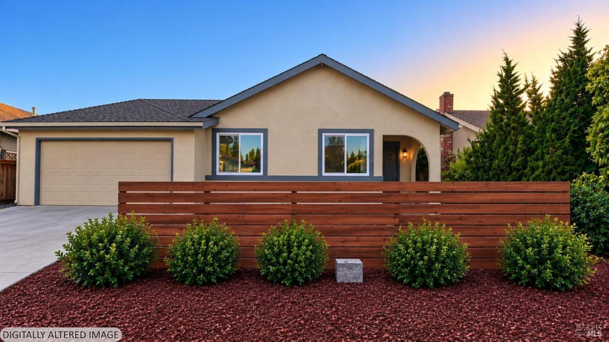 MLS #326090189 image #0