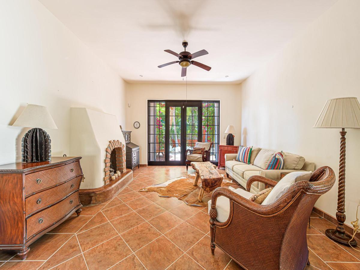 MLS #23-797 image #0