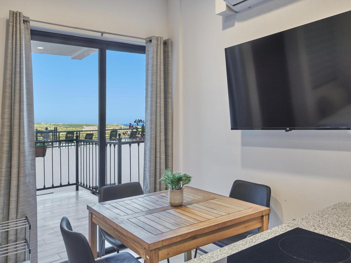 MLS #24-1810 image #0