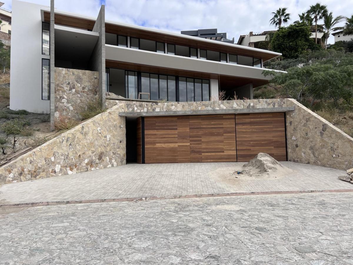 MLS #24-2618 image #0