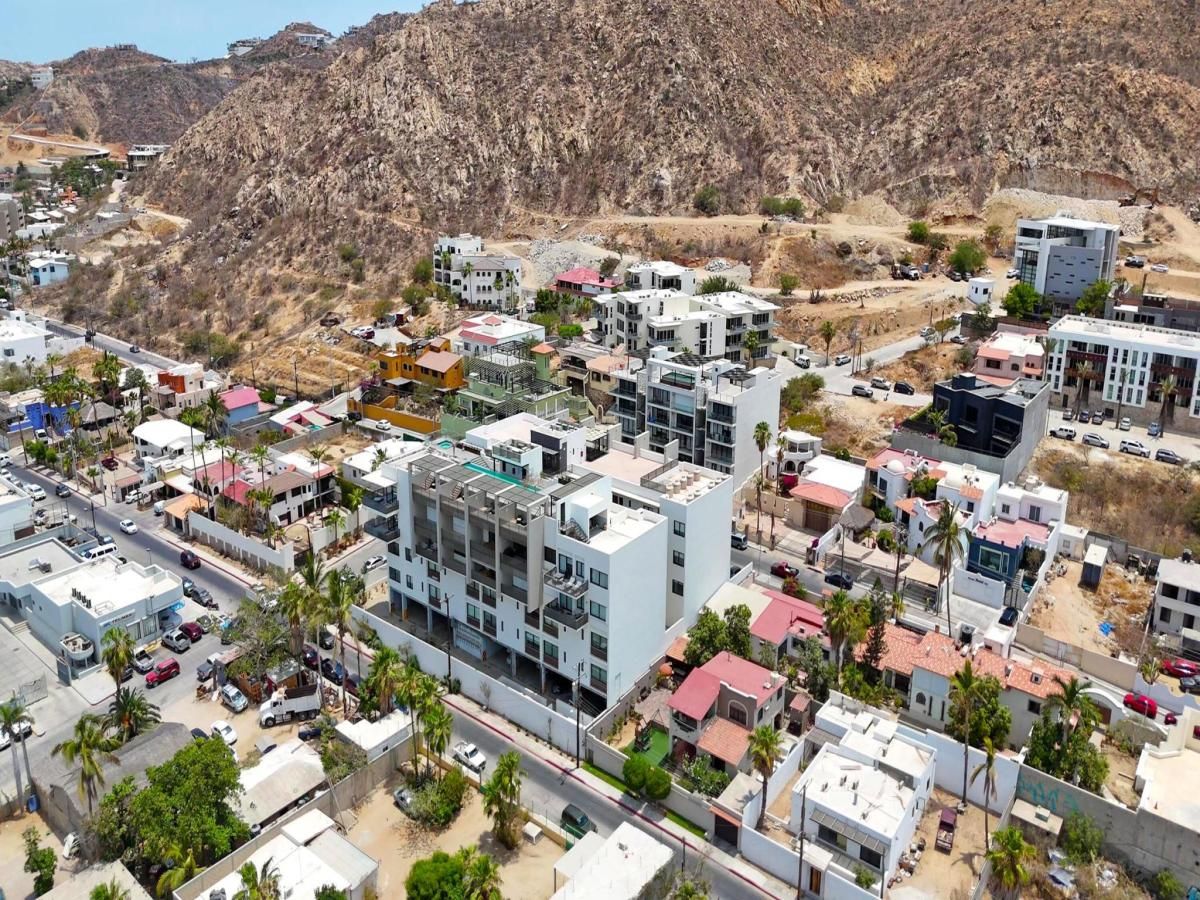 MLS #24-2790 image #0