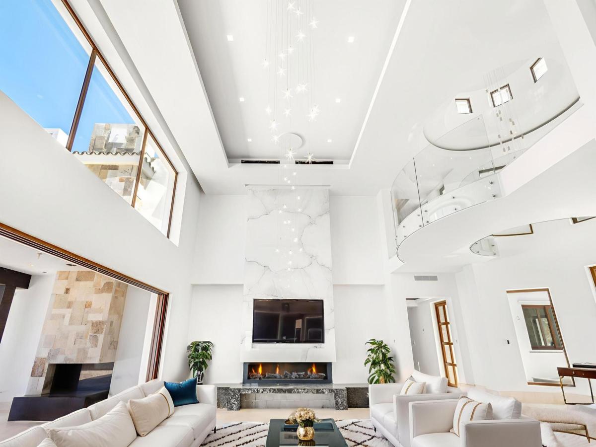 MLS #24-3425 image #0