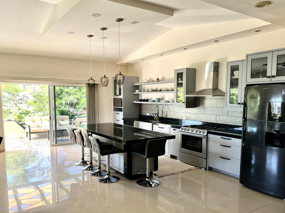 MLS #24-4186 image #0