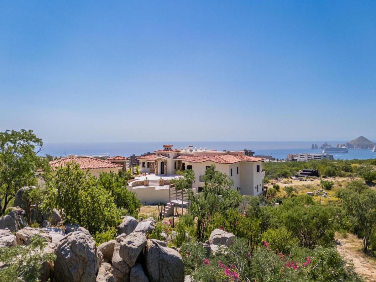 MLS #24-4746 image #0