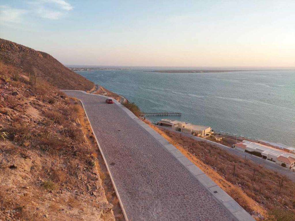 CAMINO DEL MARMOL PEDREGAL L19 M7 La Paz BCS MLS #24-5186 37 MLS #24-5186 image #0