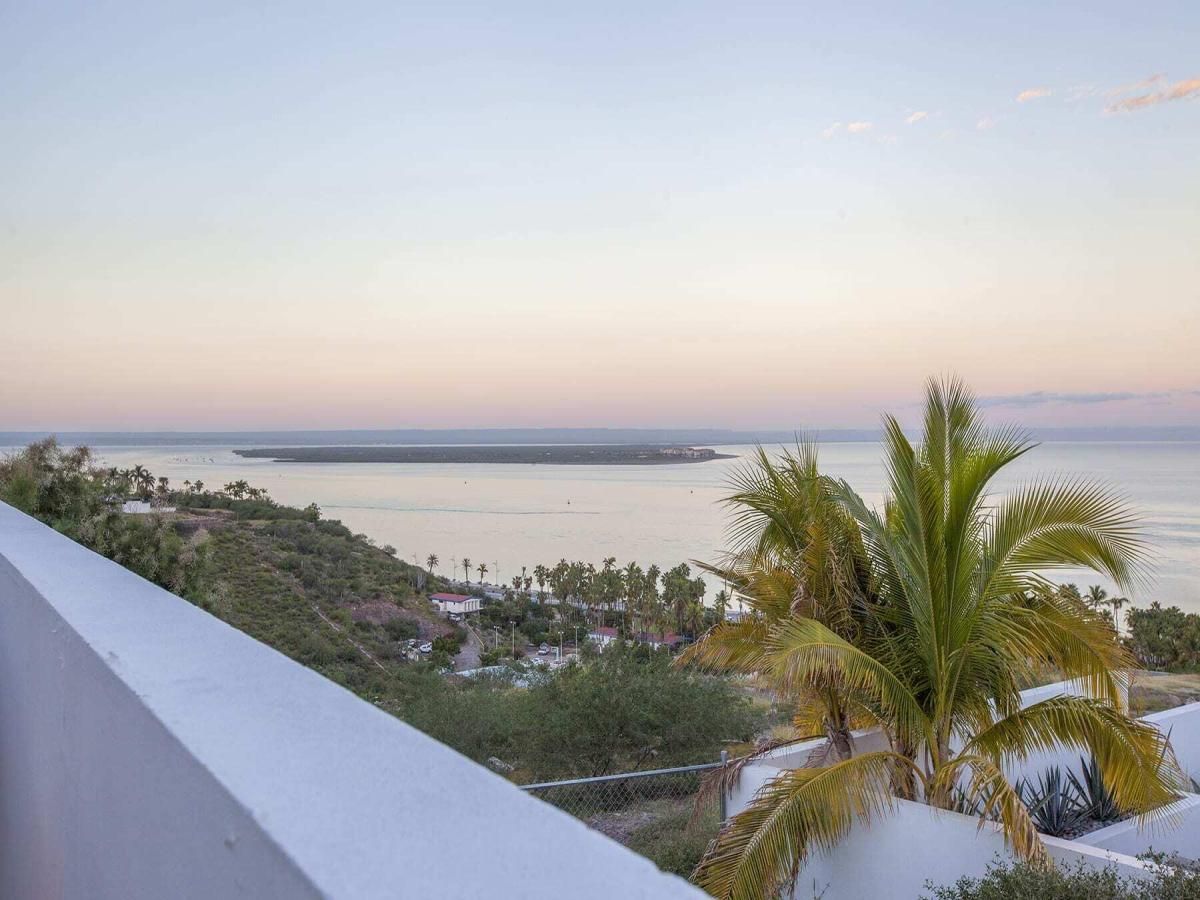 MLS #24-5530 image #0