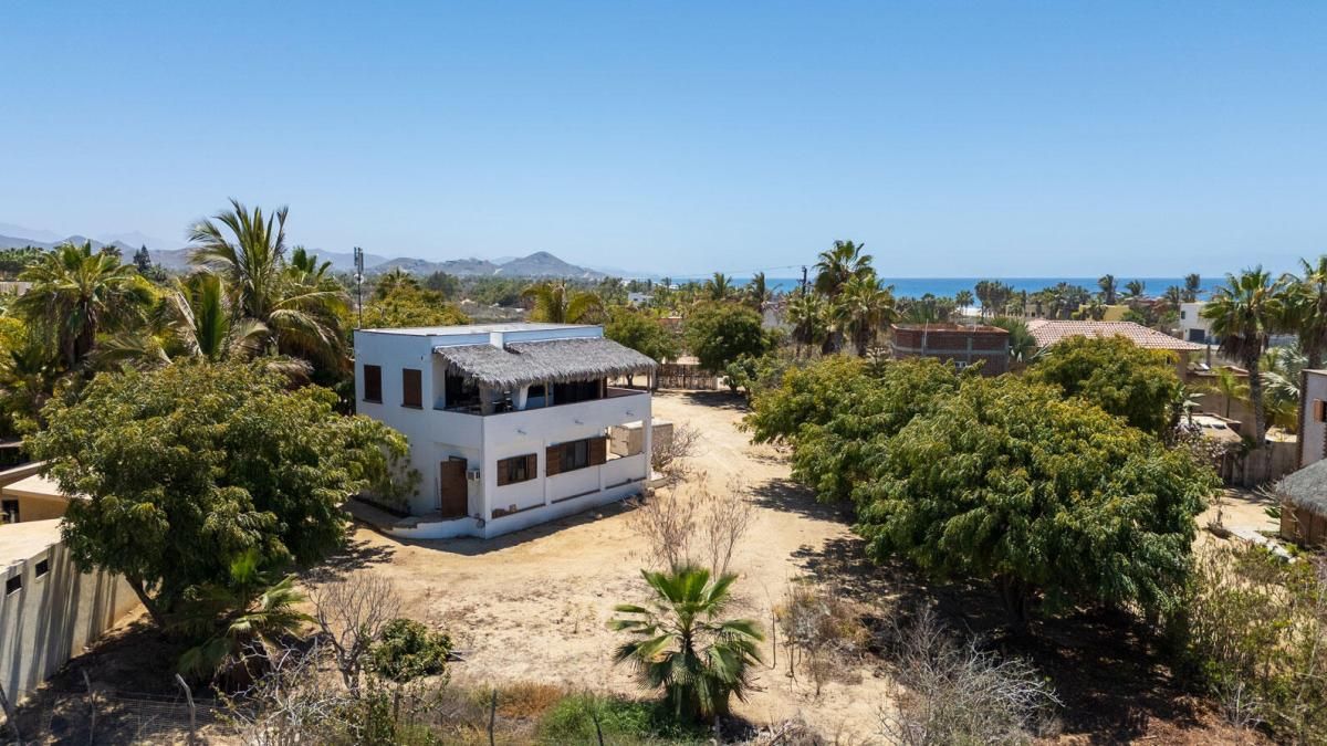 MLS #25-1702 image #0