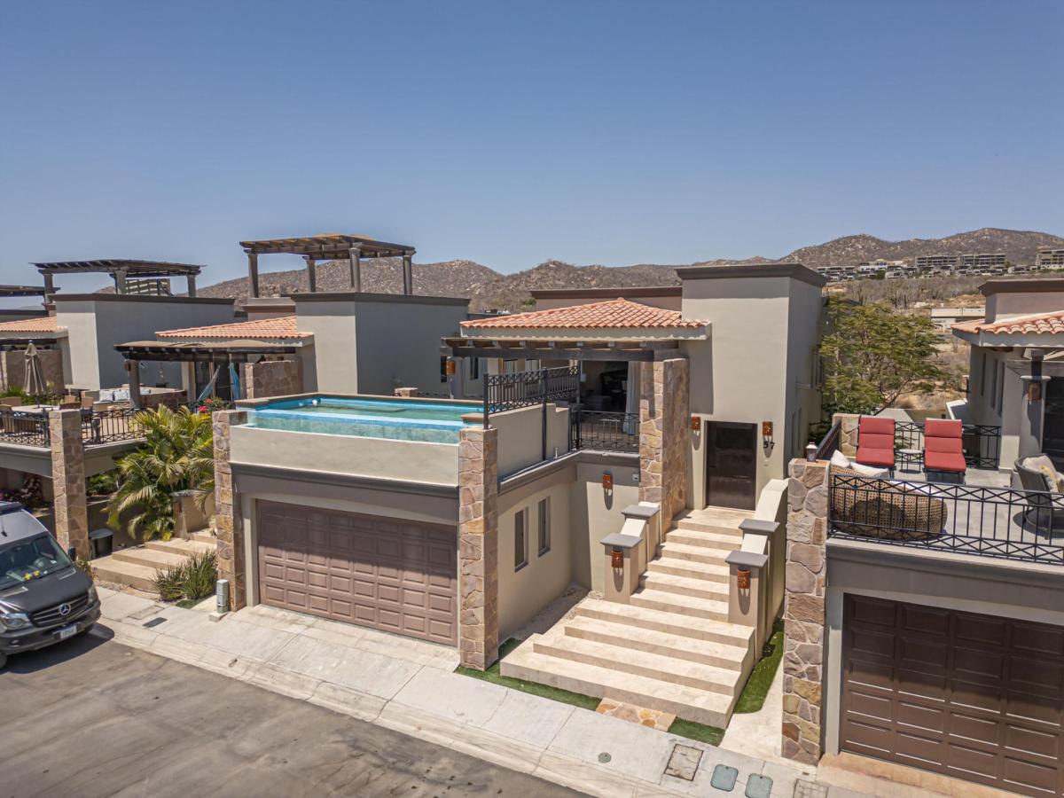 MLS #25-2040 image #0