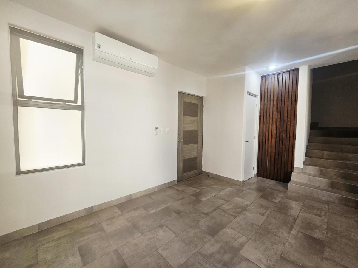 MLS #25-2131 image #0