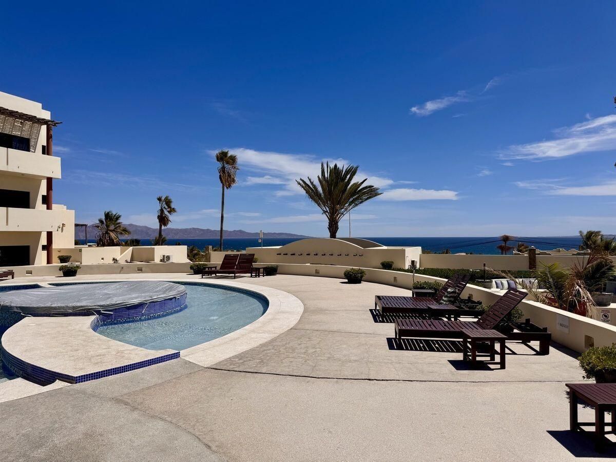 MLS #25-2216 image #0