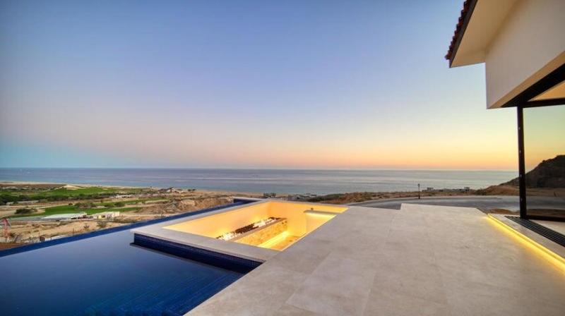MLS #25-2418 image #0