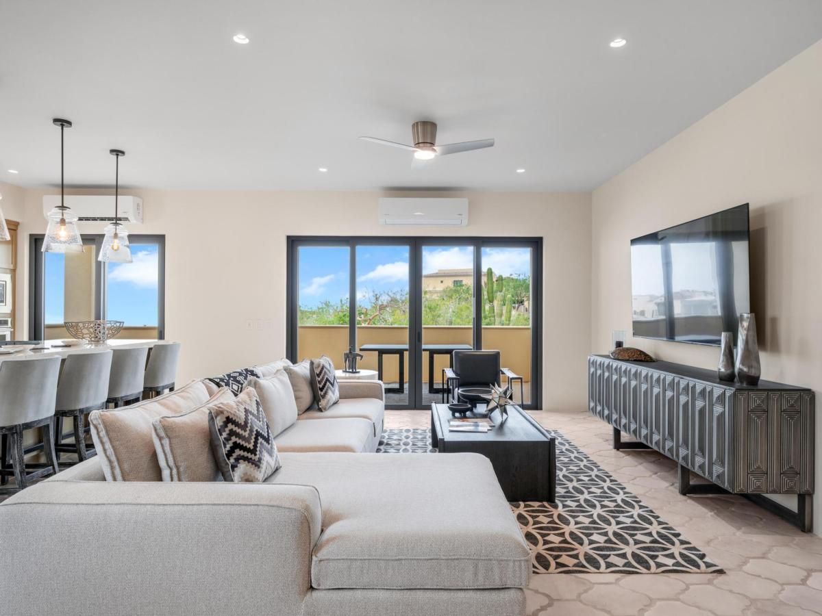 MLS #25-2439 image #0