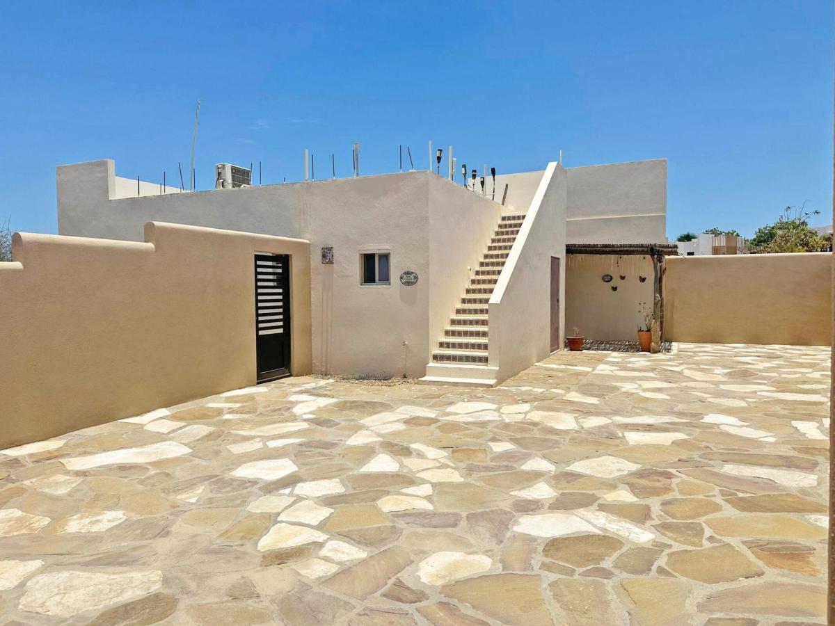 MLS #25-2651 image #0